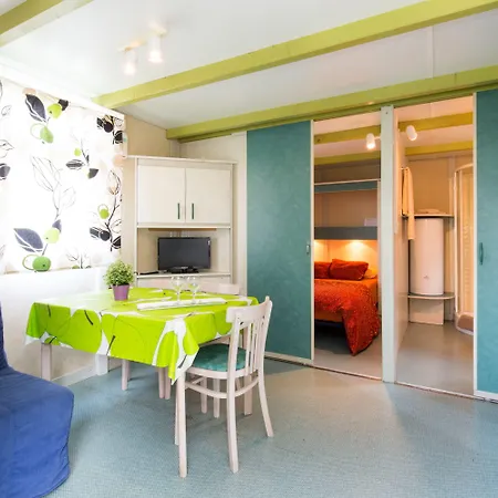 Campingplads El Far 2*