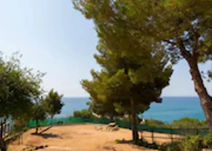 Campingplads El Far